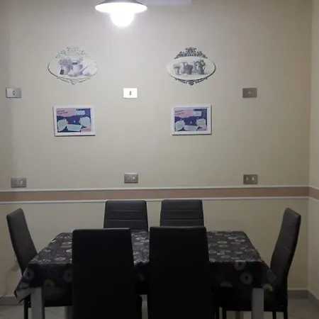 Iris, Turistico Apartamento Rávena